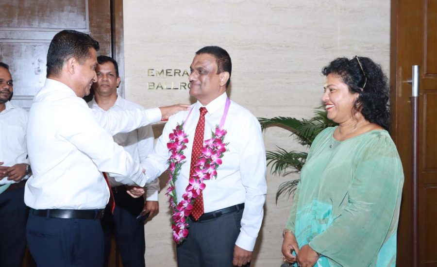 Felicitation to Mr. Sirimal Fernando, Past President (2017-2019) and Mrs. Fernando